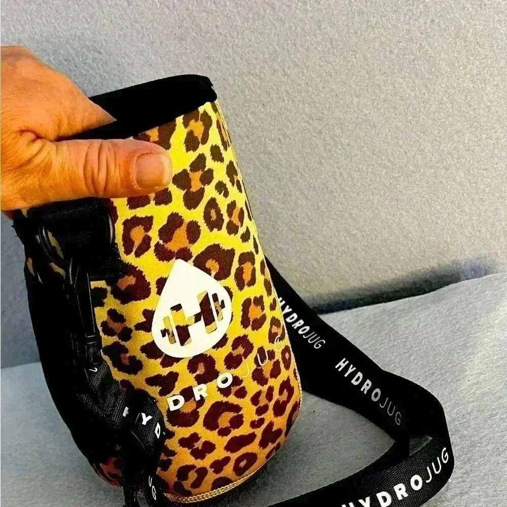 Hydro Jug Neoprene Sleeve carrier bag insulation Animal print leopard
